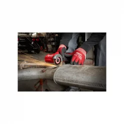 Milwaukee M12 FUEL 3" Compact Cut Off Tool - Kit 7 M12 FUEL 3" Compact Cut Off Tool – Kit