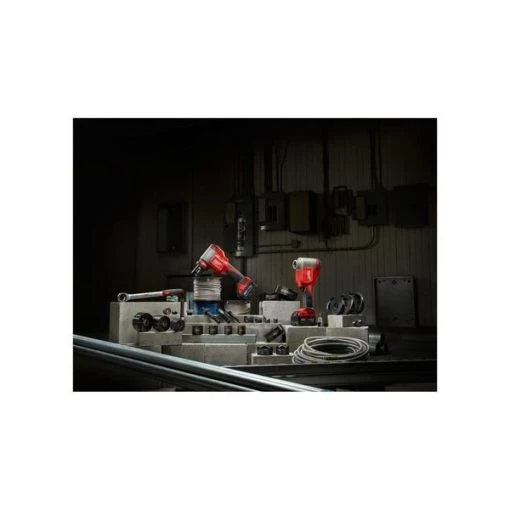 M18 FORCE LOGIC 10 Ton Knockout Tool 1/2" to 2" Kit