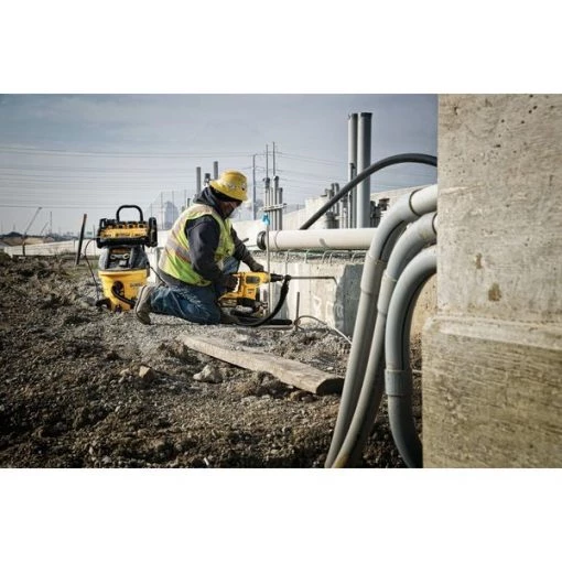 FLEXVOLT Power Station, 120VAC, 20.0V, 4 Ports