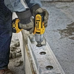 Dewalt Cordless Impact Wrench Kit, 20V 1/2" Pin Detent, DCF889M2 8 Cordless Impact Wrench Kit, 20V 1/2" Pin Detent, DCF889M2