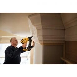 Dewalt 20V MAX* XR(R) 15 GA Cordless Angled Finish Nailer Kit 9 20V MAX* XR(R) 15 GA Cordless Angled Finish Nailer Kit