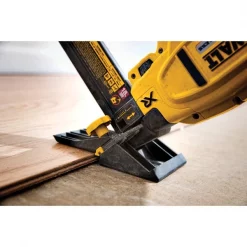 20V MAX* XR(R) 18 GA Cordless Flooring Stapler (Tool Only)