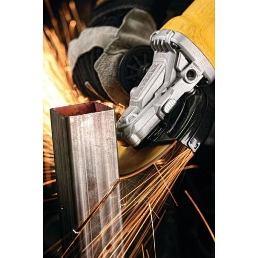 4-1/2 IN. – 5 IN. FLATHEAD PADDLE SWITCH SMALL ANGLE GRINDER WITH NO LOCK-ON