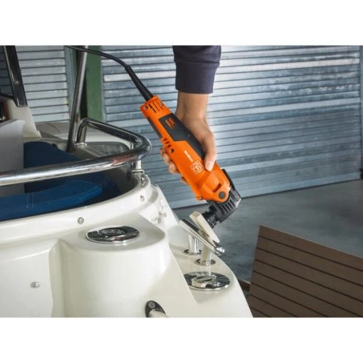 Bristle Fleece Triangle 3"X3"X3" Pack2