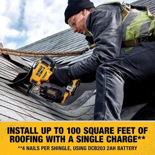 20V MAX* 15 degree Cordless Coil Roofing Nailer Kit