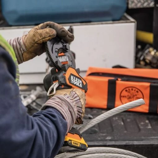 Battery-Operated Cu/Al Closed-Jaw Cutter, 2 Ah