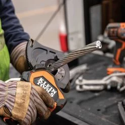 Battery-Operated EHS Closed-Jaw Cutter, 4 Ah