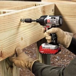 20V MAX* 1/4 in. Cordless Hex Impact Driver Kit