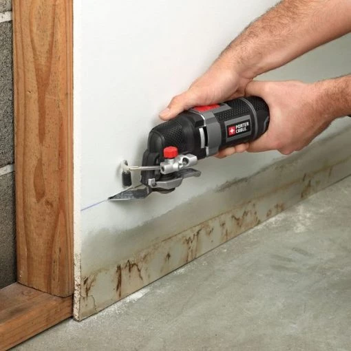 3 Amp Electric Oscillating Multi-Tool Kit with 31 Accessories